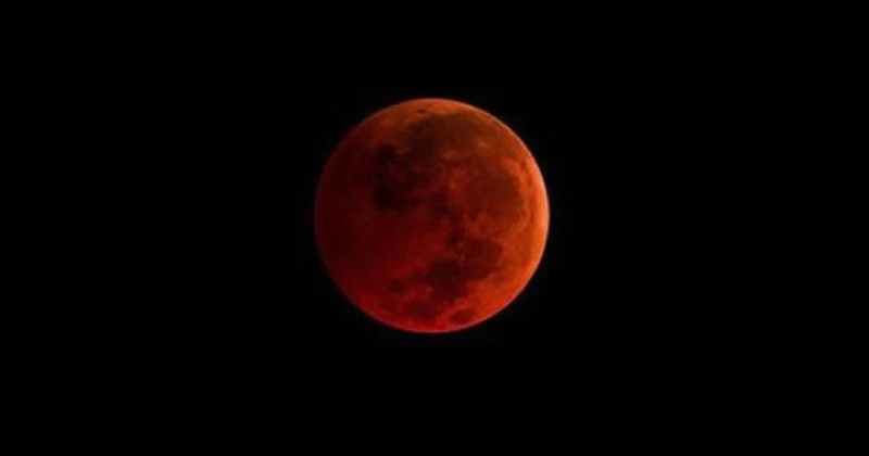 ચંદ્રગ્રહણ દરમિયાન વધી શકે છે આ રાશિઓની મુશ્કેલી, જાણો તેના ઉપાય