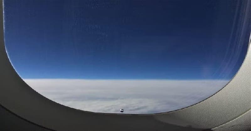 AEROPLANE