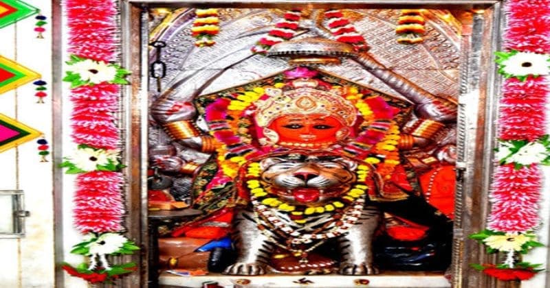 ગિરનારમાં અહીં ઝાંઝરના રણકાર સાંભળાય, ખુદ માતાજી રાસ ગરબા રમતા હોવાની લોકવાયકા